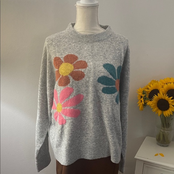 Natural Life Grey and Multi-Color Flower Sweater - Picture 1 of 10